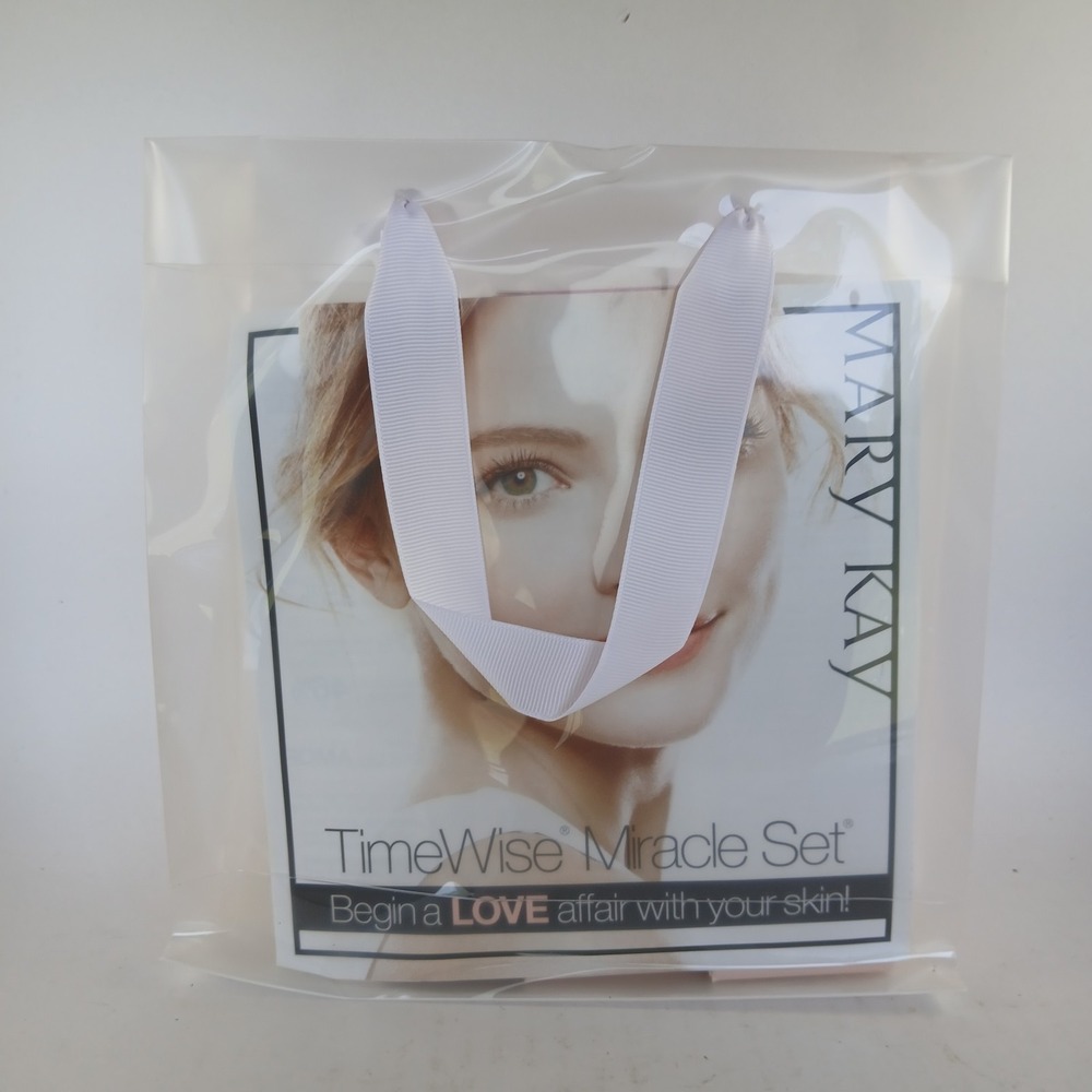 Mary Kay TimeWise Miracle Set Normal NIB READ Incomplete Missing Day Serum - Picture 2 of 8
